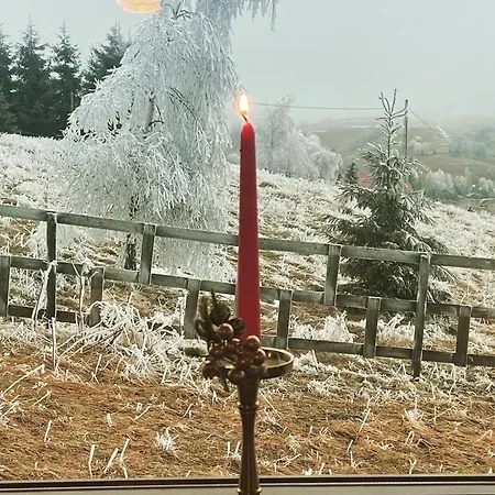 Sirnea Chalet בקתה *